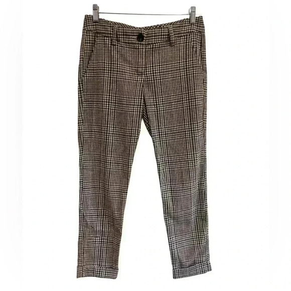 CAbi #573 Down To Earth Plaid Hatter Crop Cuffed Stretch Pant Brown - Picture 2 of 10